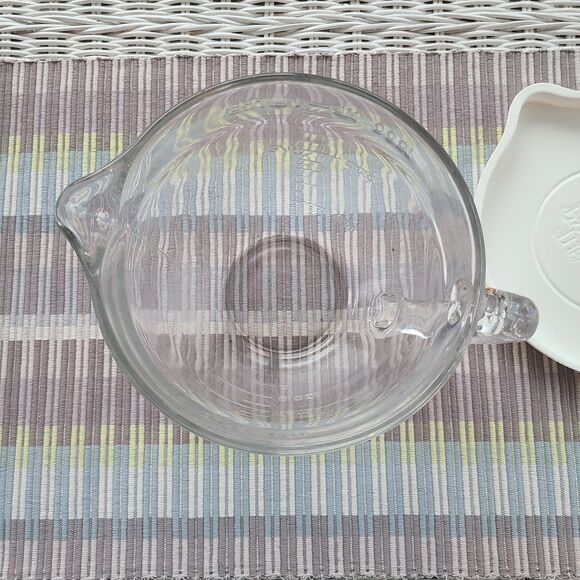 Pampered Chef 4 Cup 1 Quart Classic Glass Measuring Mixing Batter Bowl With Lid - Picture 7 of 10